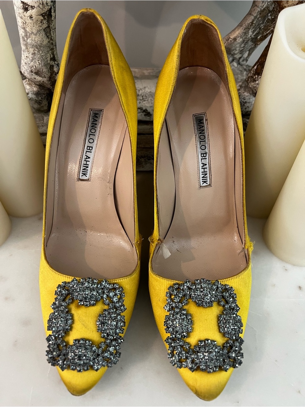 Manolo Blahnik Hangisi Yellow Satin Crystal Pumps Size 37 AS IS